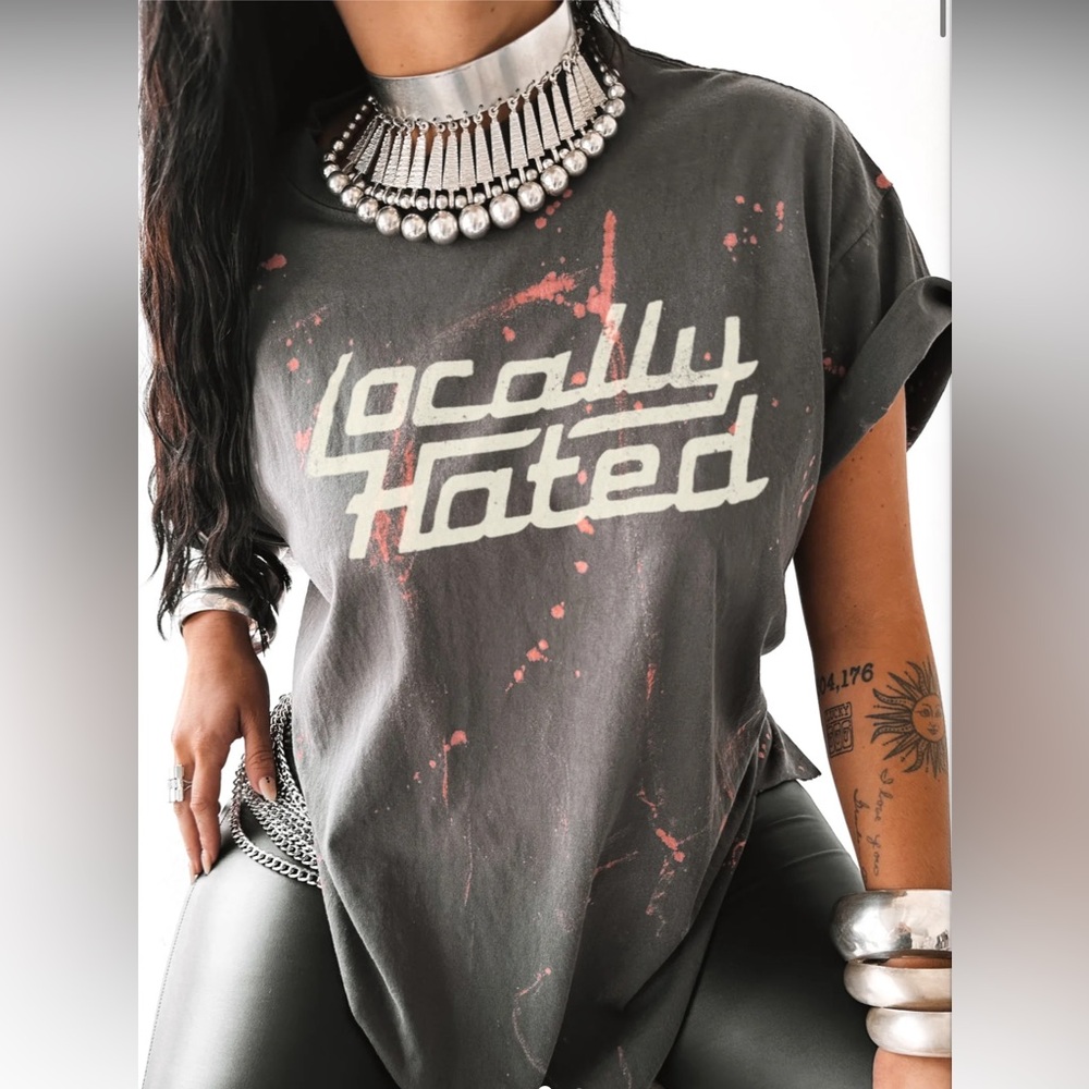 Pebby Forevee Bleached Distressed Side Slit Tee